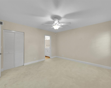 2518 Nw 89th Drive - Photo Thumbnail 15