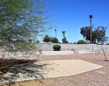 17218 N Desert Glen Drive - Photo Thumbnail 31