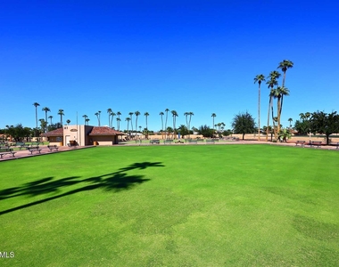 17218 N Desert Glen Drive - Photo Thumbnail 52