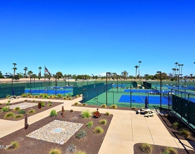 17218 N Desert Glen Drive - Photo Thumbnail 46
