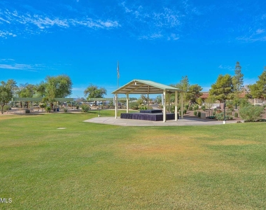 17218 N Desert Glen Drive - Photo Thumbnail 33