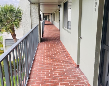 4080 Tivoli Court - Photo Thumbnail 2