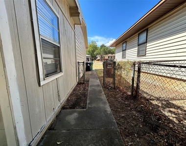 1716 Redwood Place - Photo Thumbnail 23