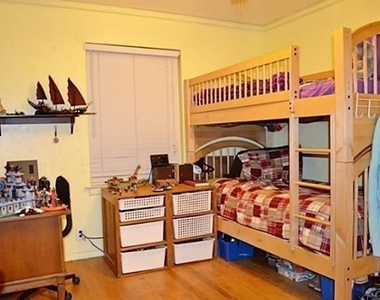 1716 Redwood Place - Photo Thumbnail 6