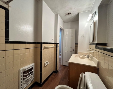 1716 Redwood Place - Photo Thumbnail 12