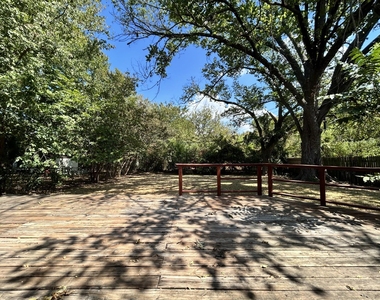 1716 Redwood Place - Photo Thumbnail 26