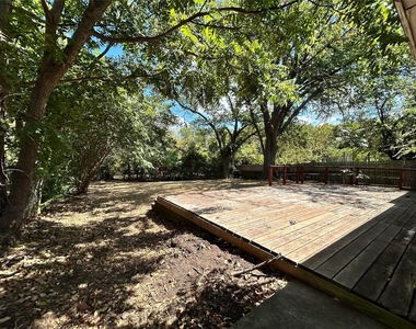 1716 Redwood Place - Photo Thumbnail 24