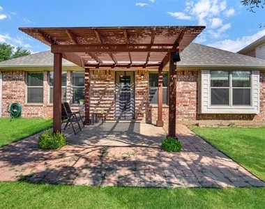 2744 Cascade Cove Drive - Photo Thumbnail 13