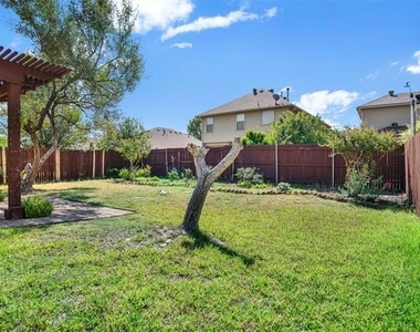 2744 Cascade Cove Drive - Photo Thumbnail 14