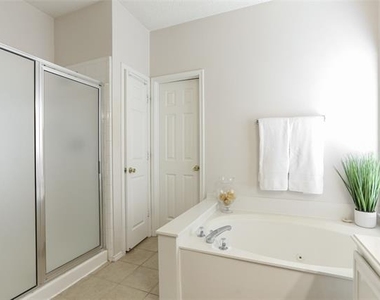 206 Howley Court - Photo Thumbnail 13