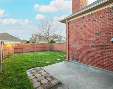 206 Howley Court - Photo Thumbnail 23