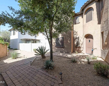 2390 W Jake Haven - Photo Thumbnail 54