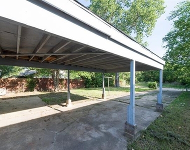 9661 Limestone Drive - Photo Thumbnail 13