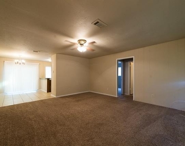 9661 Limestone Drive - Photo Thumbnail 8