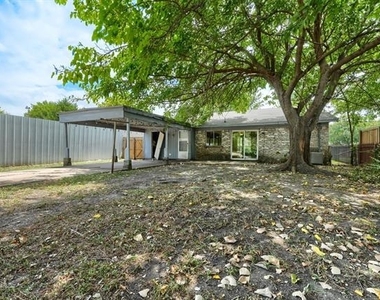 9661 Limestone Drive - Photo Thumbnail 18