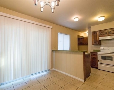 9661 Limestone Drive - Photo Thumbnail 3