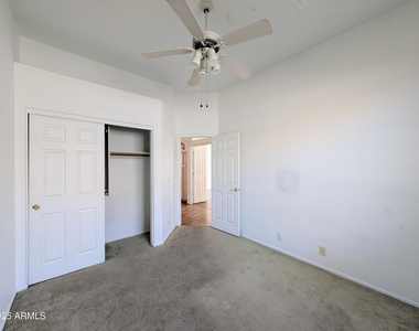 5959 W Kimberly Way - Photo Thumbnail 36