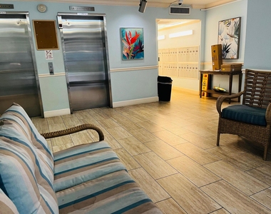 3150 N Palm Aire Drive - Photo Thumbnail 12