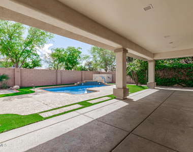 1687 E Carob Drive - Photo Thumbnail 20