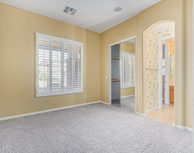 1687 E Carob Drive - Photo Thumbnail 13