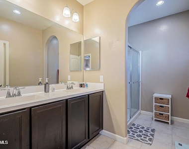 1367 S Country Club Drive - Photo Thumbnail 14