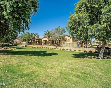 1367 S Country Club Drive - Photo Thumbnail 23