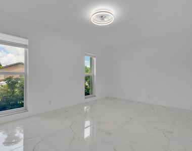 21452 Woodchuck Lane - Photo Thumbnail 42