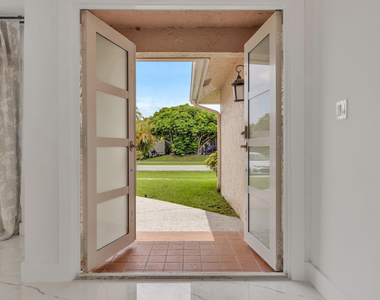 21452 Woodchuck Lane - Photo Thumbnail 31