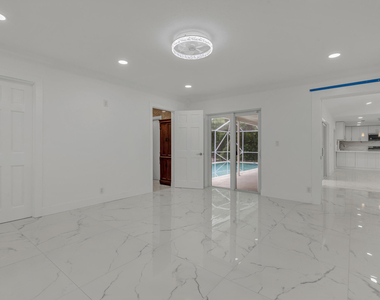 21452 Woodchuck Lane - Photo Thumbnail 6