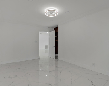21452 Woodchuck Lane - Photo Thumbnail 3