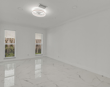 21452 Woodchuck Lane - Photo Thumbnail 2
