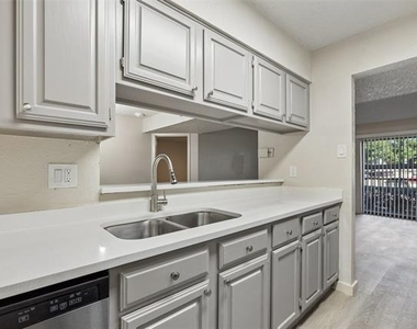 11480 Audelia Road - Photo Thumbnail 18