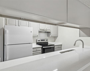 11480 Audelia Road - Photo Thumbnail 20