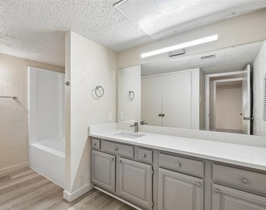 11480 Audelia Road - Photo Thumbnail 27