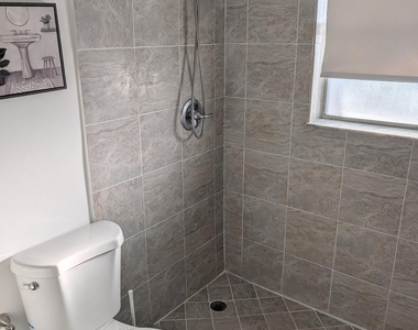 430 Se 2nd Avenue - Photo Thumbnail 3