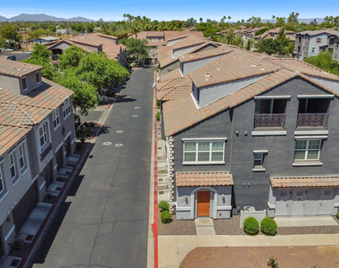2256 E Huntington Drive - Photo Thumbnail 22