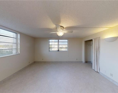 101 Se 3rd Avenue - Photo Thumbnail 13