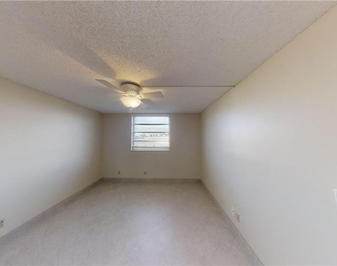 101 Se 3rd Avenue - Photo Thumbnail 9