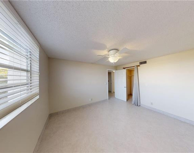 101 Se 3rd Avenue - Photo Thumbnail 10