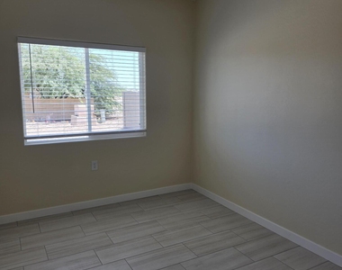 14881 S Patagonia Road - Photo Thumbnail 12