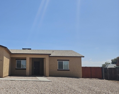 14881 S Patagonia Road - Photo Thumbnail 13