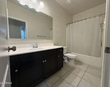 30187 W Avalon Drive - Photo Thumbnail 22