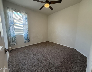 30187 W Avalon Drive - Photo Thumbnail 20