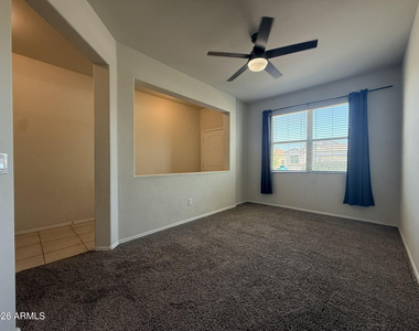 30187 W Avalon Drive - Photo Thumbnail 4