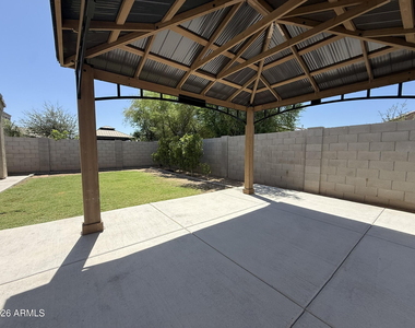 30187 W Avalon Drive - Photo Thumbnail 35