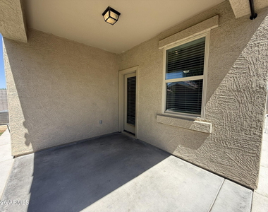 30187 W Avalon Drive - Photo Thumbnail 33