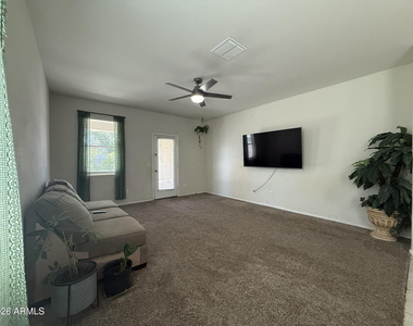 30187 W Avalon Drive - Photo Thumbnail 14