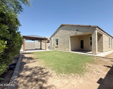 30187 W Avalon Drive - Photo Thumbnail 34