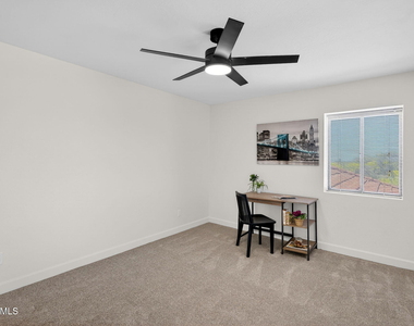 7220 E Mary Sharon Drive - Photo Thumbnail 30