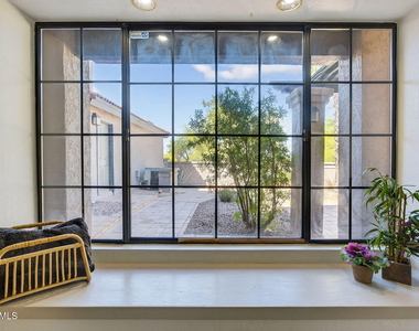 7220 E Mary Sharon Drive - Photo Thumbnail 9